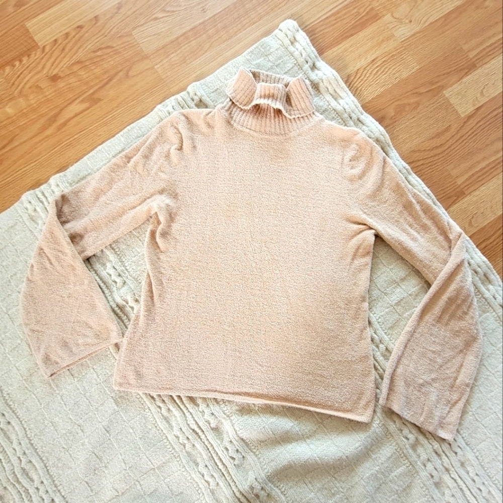 y2k 90s Talbots Soft Flare Bell Sleeve Turtleneck Sweater size Large Cream